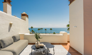 Penthouse de luxe à vendre dans un complexe fermé en front de mer avec une vue magnifique sur la mer sur le nouveau Golden Mile entre Marbella et Estepona 56978 