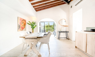 Charmante maison de ville rénovée à vendre dans un complexe fermé en bord de mer sur le nouveau Golden Mile entre Marbella et Estepona 58175 