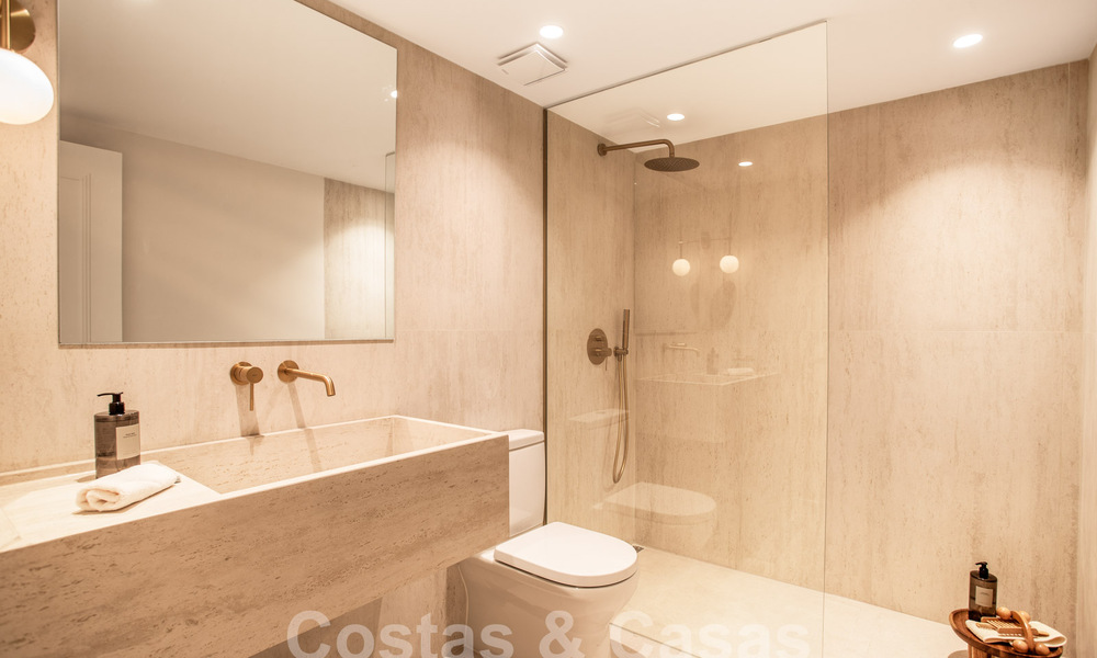 Maison magnifiquement rénovée à vendre à deux pas de la plage et de toutes les commodités à San Pedro, Marbella 57903