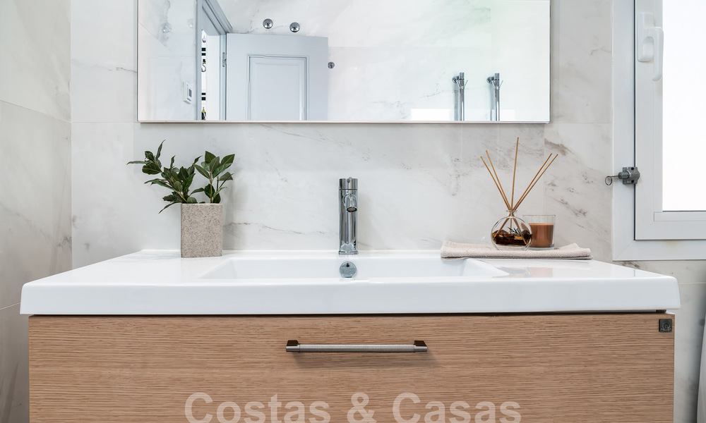 Maison spacieuse avec un design intérieur unique à vendre à Nueva Andalucia, Marbella 57483