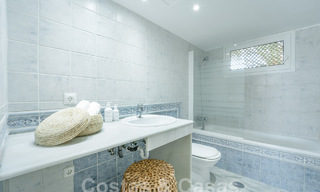 Superbe penthouse en première ligne de plage à vendre avec vue panoramique sur la mer à quelques minutes du centre d'Estepona 56894 