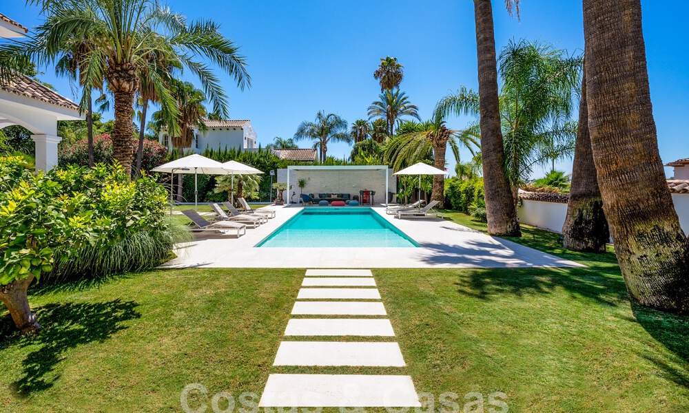Villa méditerranéenne de luxe à vendre au cœur de la vallée du golf de Nueva Andalucia à Marbella 57525