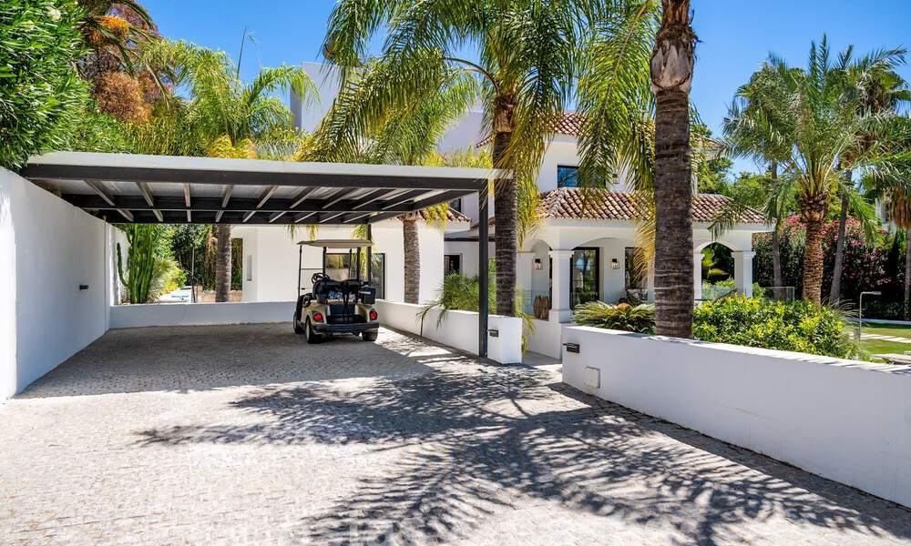Villa méditerranéenne de luxe à vendre au cœur de la vallée du golf de Nueva Andalucia à Marbella 57528