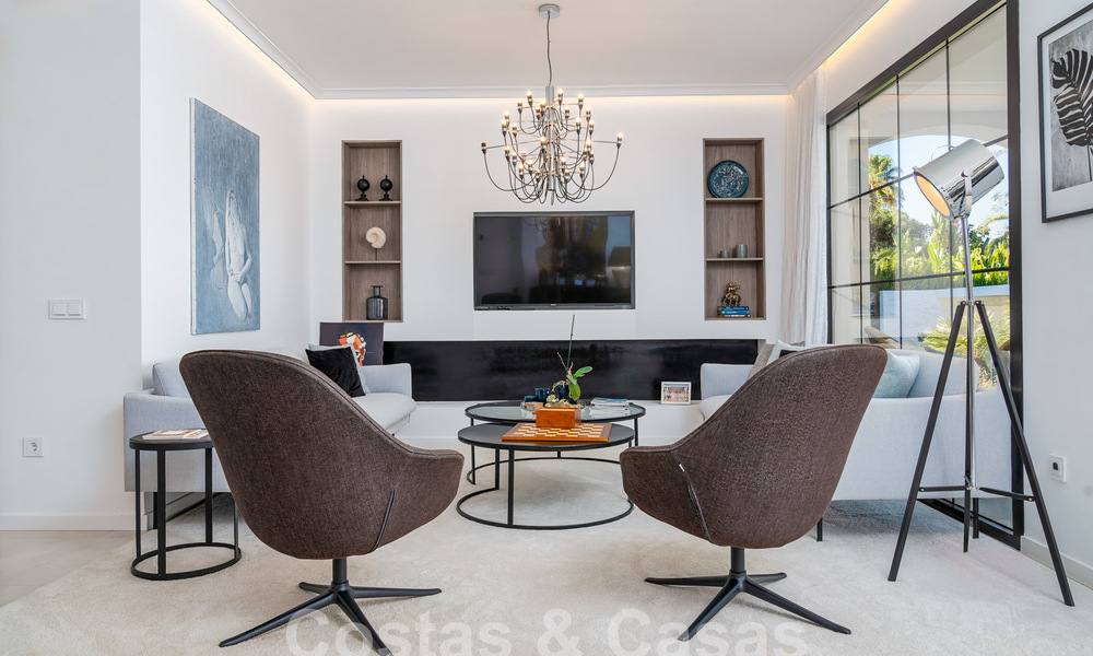 Villa méditerranéenne de luxe à vendre au cœur de la vallée du golf de Nueva Andalucia à Marbella 57534