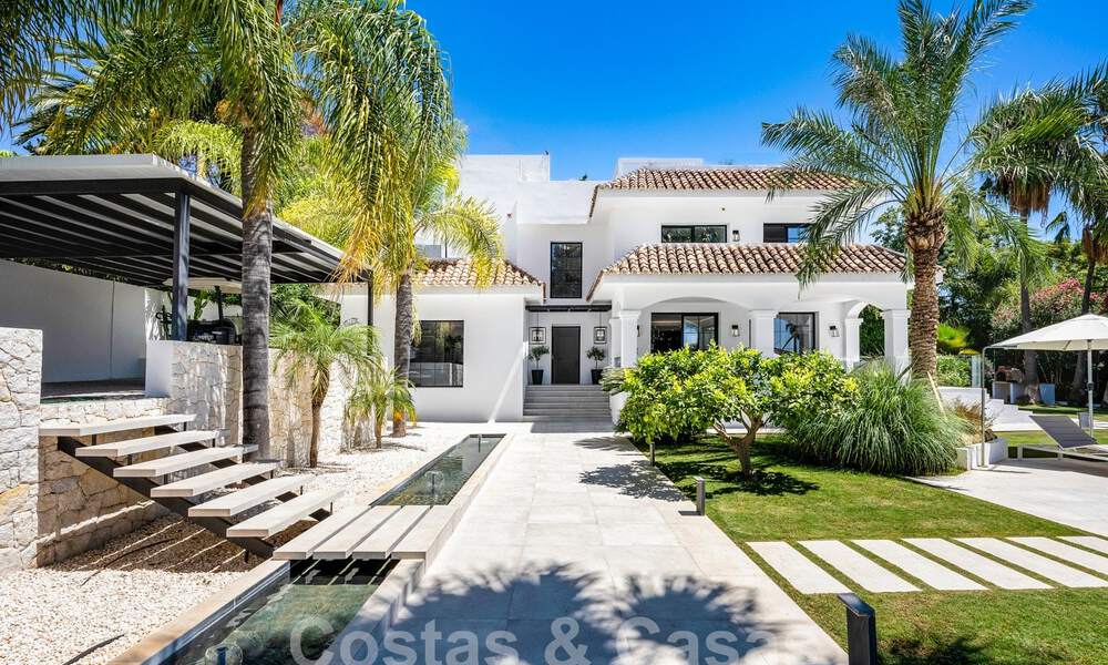 Villa méditerranéenne de luxe à vendre au cœur de la vallée du golf de Nueva Andalucia à Marbella 57552