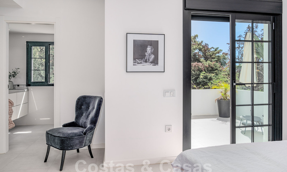 Villa méditerranéenne de luxe à vendre au cœur de la vallée du golf de Nueva Andalucia à Marbella 57579