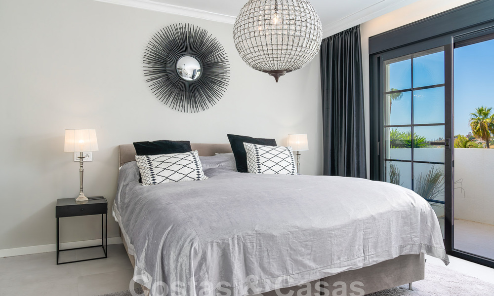 Villa méditerranéenne de luxe à vendre au cœur de la vallée du golf de Nueva Andalucia à Marbella 57588