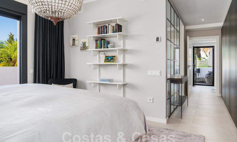 Villa méditerranéenne de luxe à vendre au cœur de la vallée du golf de Nueva Andalucia à Marbella 57590