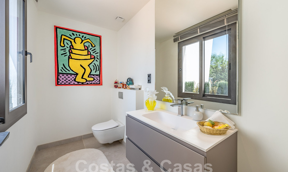 Villa de luxe ultramoderne à vendre avec vue sur la mer dans un complexe de golf cinq étoiles à Marbella - Benahavis 57608