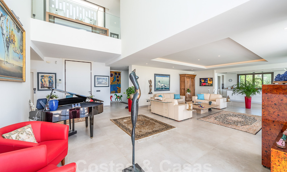 Villa de luxe ultramoderne à vendre avec vue sur la mer dans un complexe de golf cinq étoiles à Marbella - Benahavis 57611