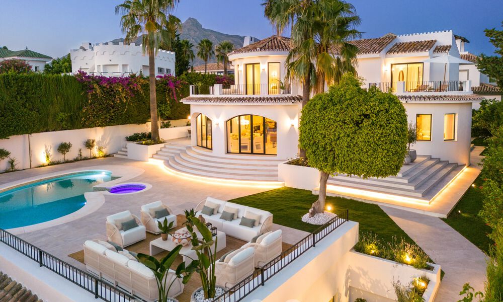 Villa de luxe de caractère au style architectural unique à vendre au cœur de la vallée du golf à Nueva Andalucia, Marbella 57624