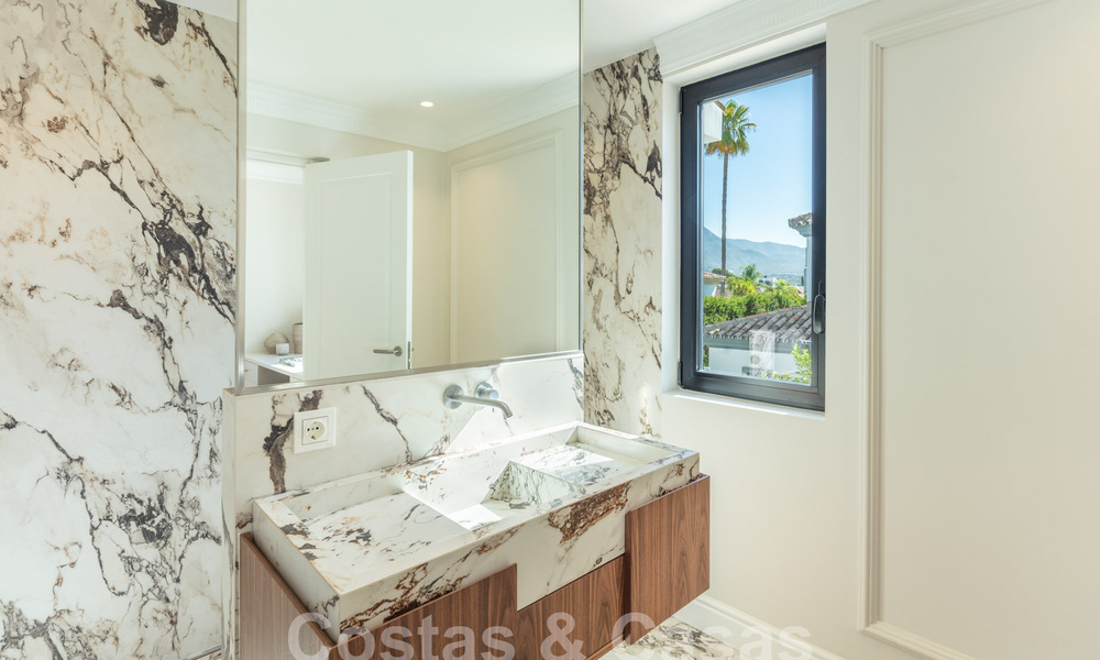 Villa de luxe de caractère au style architectural unique à vendre au cœur de la vallée du golf à Nueva Andalucia, Marbella 57635