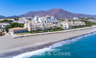 Fantastique appartement en bord de mer à vendre avec vue frontale sur la mer à quelques minutes du centre d'Estepona 57053 