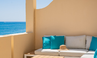Fantastique appartement en bord de mer à vendre avec vue frontale sur la mer à quelques minutes du centre d'Estepona 57059 