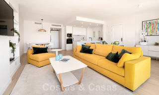 Fantastique appartement en bord de mer à vendre avec vue frontale sur la mer à quelques minutes du centre d'Estepona 57068 