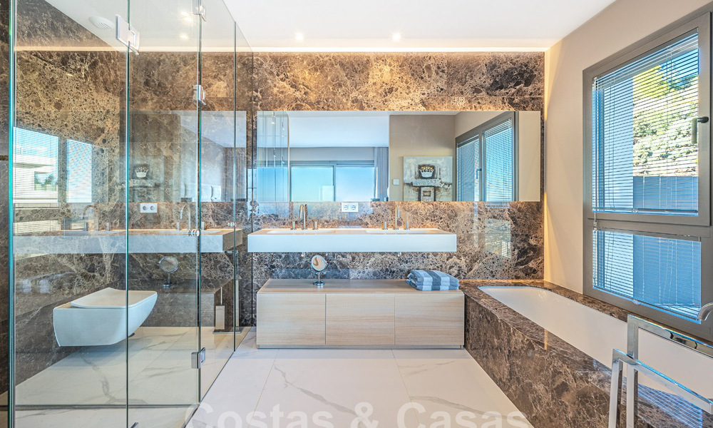 Appartement de charme à vendre avec vue panoramique sur la mer, dans un complexe fermé sur les colline s de Marbella - Benahavis 57757