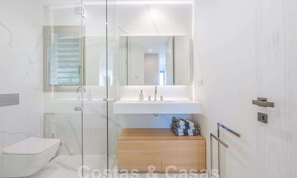 Appartement de charme à vendre avec vue panoramique sur la mer, dans un complexe fermé sur les colline s de Marbella - Benahavis 57762