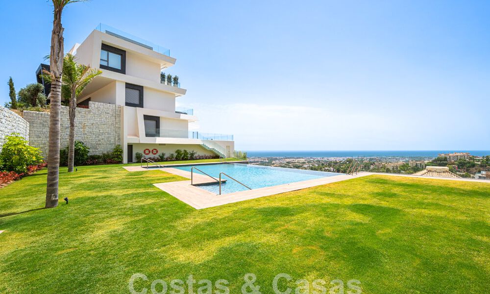 Appartement de charme à vendre avec vue panoramique sur la mer, dans un complexe fermé sur les colline s de Marbella - Benahavis 57776