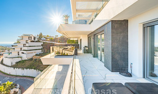 Appartement de charme à vendre avec vue panoramique sur la mer, dans un complexe fermé sur les colline s de Marbella - Benahavis 57777 