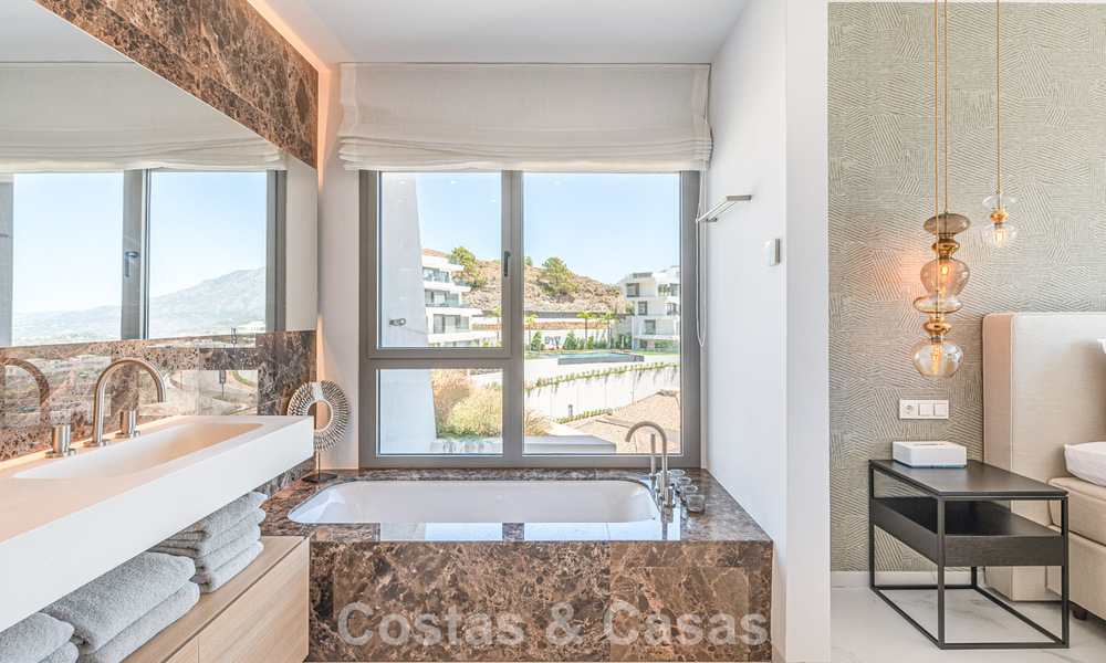 Appartement sophistiqué à vendre avec une vue phénoménale, dans un complexe exclusif à Marbella - Benahavis 58199