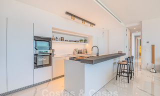 Penthouse de première classe à vendre avec piscine privée et vue panoramique sur la mer dans les collines de Marbella - Benahavis 58475 