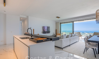 Penthouse de première classe à vendre avec piscine privée et vue panoramique sur la mer dans les collines de Marbella - Benahavis 58476 