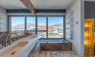 Penthouse de première classe à vendre avec piscine privée et vue panoramique sur la mer dans les collines de Marbella - Benahavis 58492 