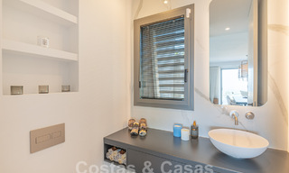 Penthouse de première classe à vendre avec piscine privée et vue panoramique sur la mer dans les collines de Marbella - Benahavis 58500 