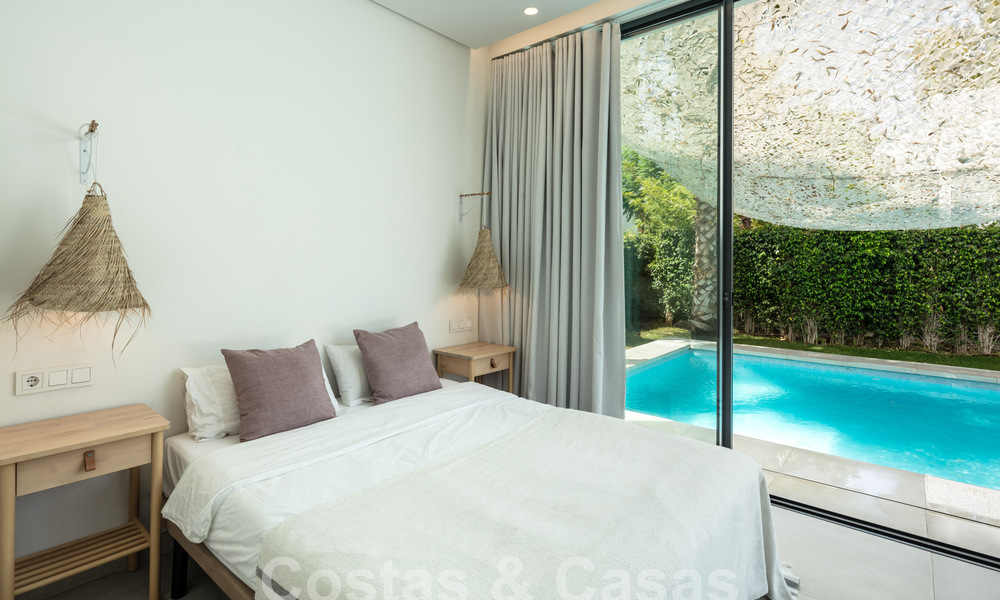 Villa contemporaine à vendre dans une urbanisation protégée sur le nouveau Golden Mile entre Marbella et Estepona 57838