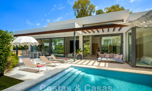 Villa contemporaine à vendre dans une urbanisation protégée sur le nouveau Golden Mile entre Marbella et Estepona 57852