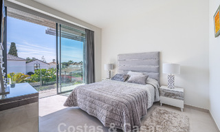 Villa design sophistiquée avec 2 piscines à vendre, à distance de marche de la plage, du centre de Marbella et de toutes les commodités 58539 