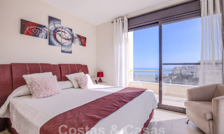 Penthouse moderne à vendre avec vue panoramique sur la mer, dans un complexe de luxe de Los Monteros, Marbella 58286 