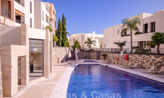 Penthouse moderne à vendre avec vue panoramique sur la mer, dans un complexe de luxe de Los Monteros, Marbella 58294 