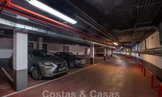 Penthouse moderne à vendre avec vue panoramique sur la mer, dans un complexe de luxe de Los Monteros, Marbella 58297 