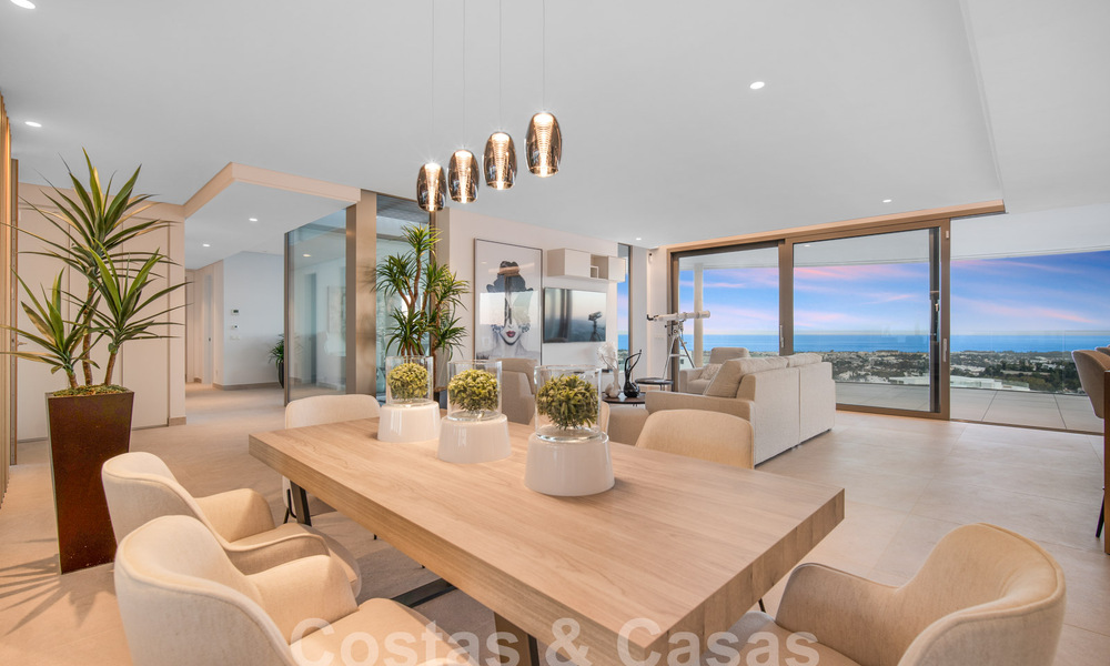 Prestigieux appartement de luxe à vendre avec vue imprenable sur la mer, le golf et les montagnes à Marbella - Benahavis 58423