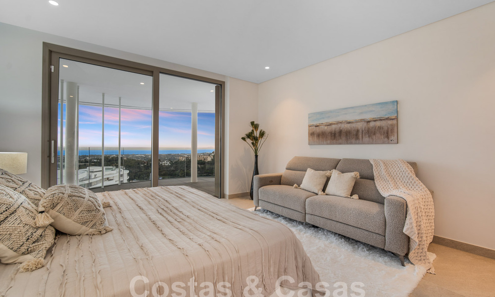 Prestigieux appartement de luxe à vendre avec vue imprenable sur la mer, le golf et les montagnes à Marbella - Benahavis 58429