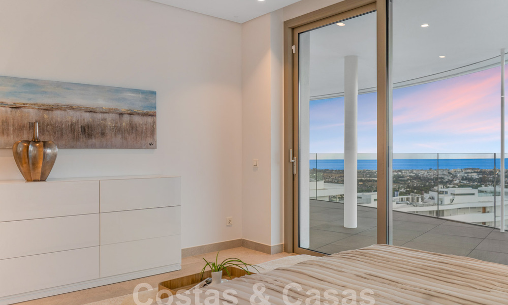 Prestigieux appartement de luxe à vendre avec vue imprenable sur la mer, le golf et les montagnes à Marbella - Benahavis 58433