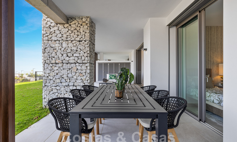 Appartement de jardin flambant neuf avec un concept innovant à vendre dans un grand complexe de golf et de nature à Marbella - Benahavis 58320