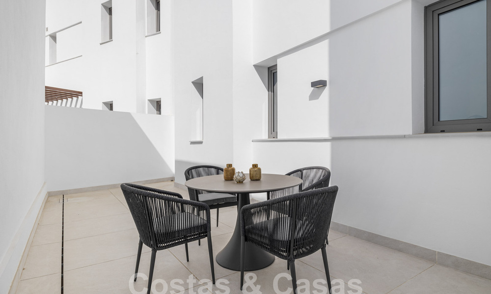 Appartement de jardin flambant neuf avec un concept innovant à vendre dans un grand complexe de golf et de nature à Marbella - Benahavis 58328