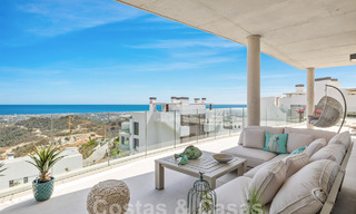 Penthouse moderniste neuf à vendre dans un complexe golfique exclusif sur les hauteurs de Marbella - Benahavis 58372 