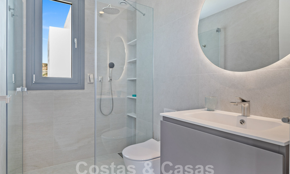 Penthouse moderniste neuf à vendre dans un complexe golfique exclusif sur les hauteurs de Marbella - Benahavis 58392