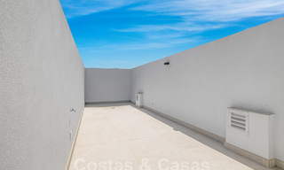 Penthouse moderniste neuf à vendre dans un complexe golfique exclusif sur les hauteurs de Marbella - Benahavis 58404 