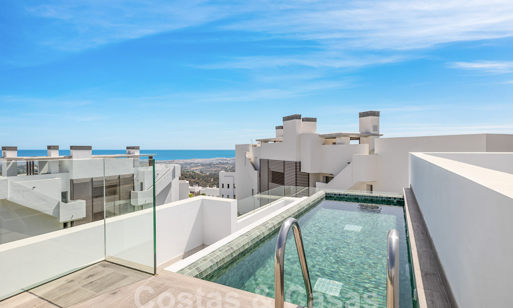 Penthouse moderniste neuf à vendre dans un complexe golfique exclusif sur les hauteurs de Marbella - Benahavis 58419