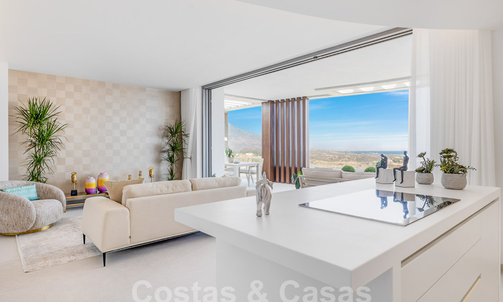Superbe appartement neuf à vendre avec vue phénoménale sur la mer, le golf et les montagnes, Marbella - Benahavis 58348