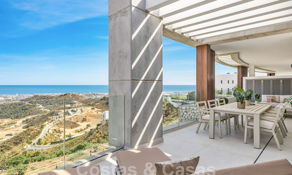 Superbe appartement neuf à vendre avec vue phénoménale sur la mer, le golf et les montagnes, Marbella - Benahavis 58369