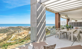 Superbe appartement neuf à vendre avec vue phénoménale sur la mer, le golf et les montagnes, Marbella - Benahavis 58369 