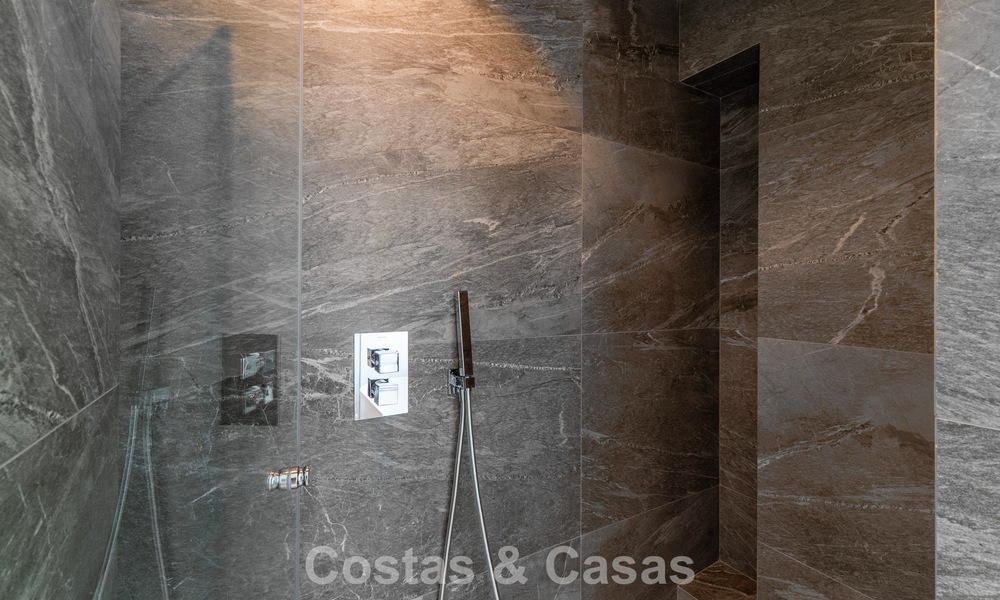 Villa méditerranéenne de luxe à vendre au cœur de Nueva Andalucia, Marbella 777719