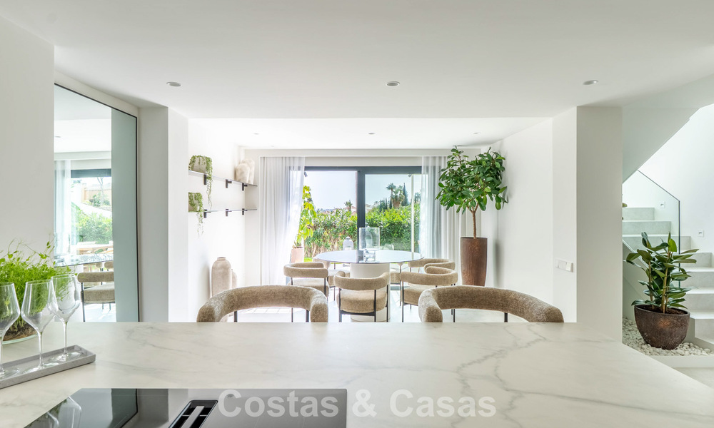 Villa méditerranéenne de luxe à vendre au cœur de Nueva Andalucia, Marbella 777741