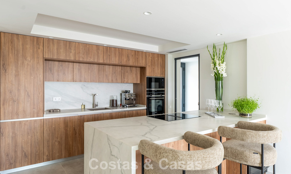 Villa méditerranéenne de luxe à vendre au cœur de Nueva Andalucia, Marbella 777743