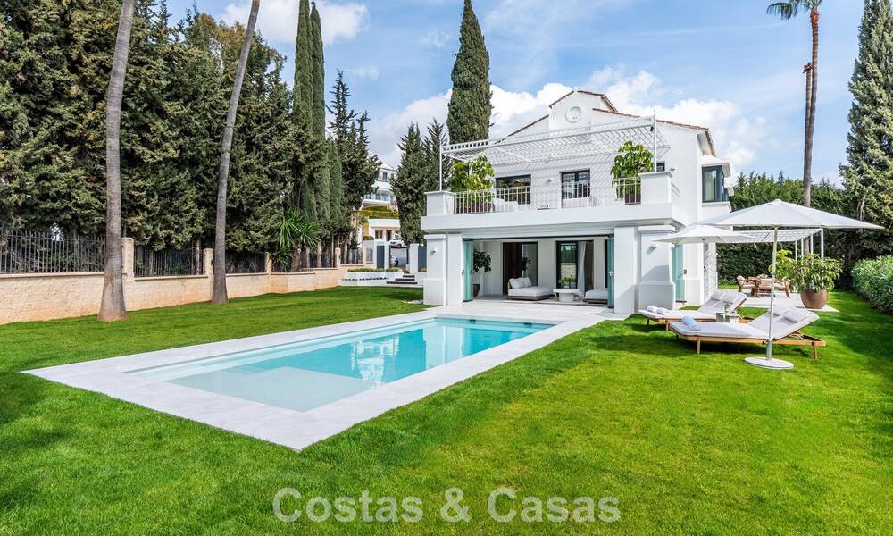 Villa méditerranéenne de luxe à vendre au cœur de Nueva Andalucia, Marbella 777748